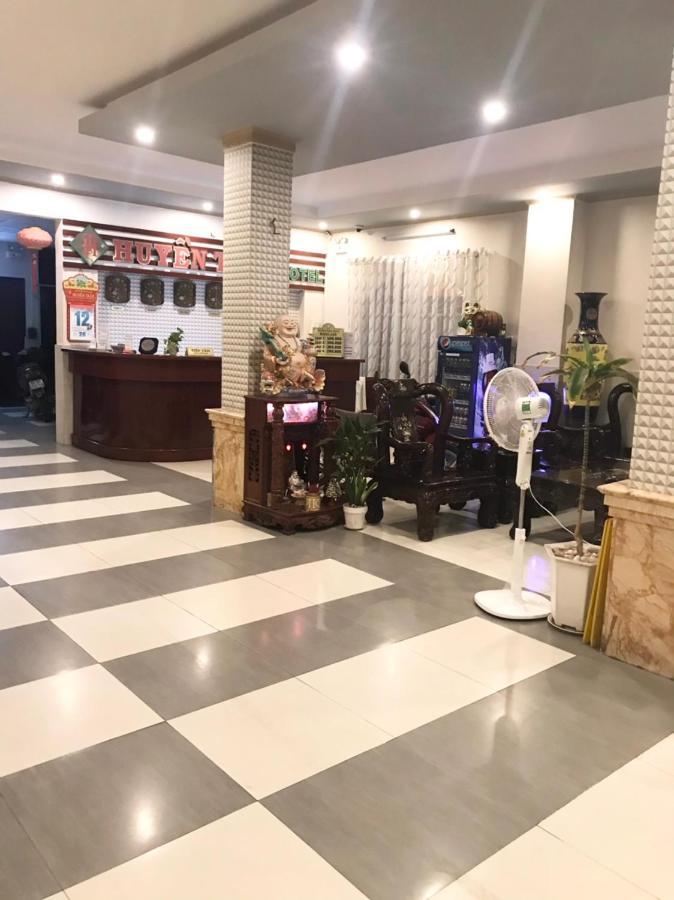 Huyen Tran Hotel Can Tho Exterior foto